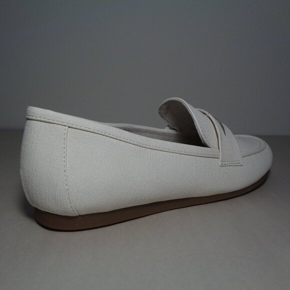 Kensie Size 8.5 M / YELENA / Cream / Canvas / Penny Loafers / New Women's Shoes - Picture 3 of 16